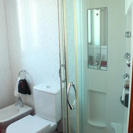 Holiday home Mit Grosser Terrasse Und Pool In Paradela Paradela (Braga)