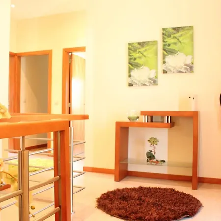 Mit Grosser Terrasse Und Pool In Paradela Holiday home Paradela (Braga)